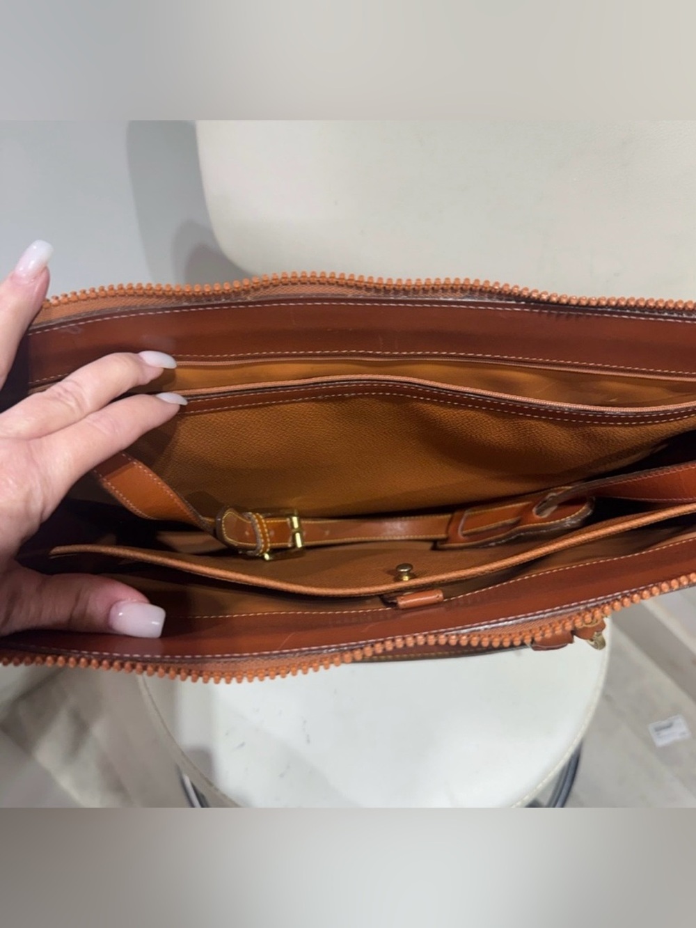 Vintage Dooney & Bourke Tan Leather Laptop Briefcase Work Bag - Picture 4 of 5